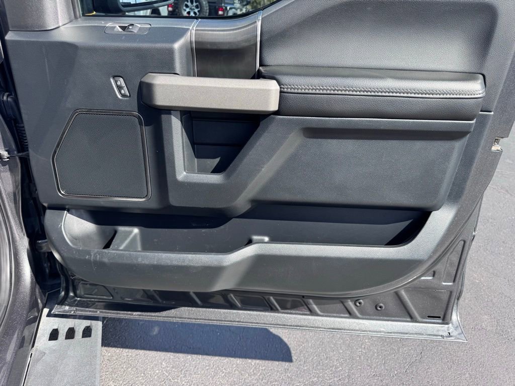 Used 2020 Ford F150 Raptor w/ Equipment Group 802A Luxury image 29