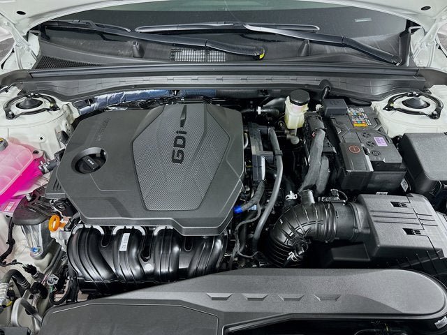 New 2025 Kia K5 LXS FWD image 10