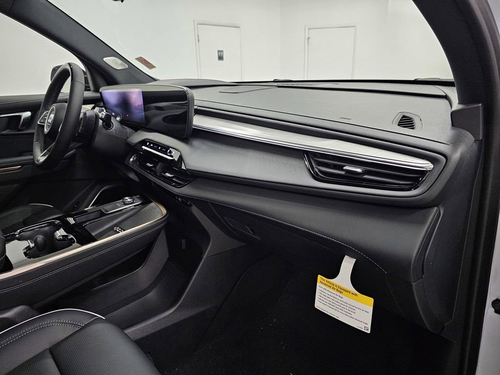 New 2026 Buick Enclave Avenir w/ Super Cruise Package image 11