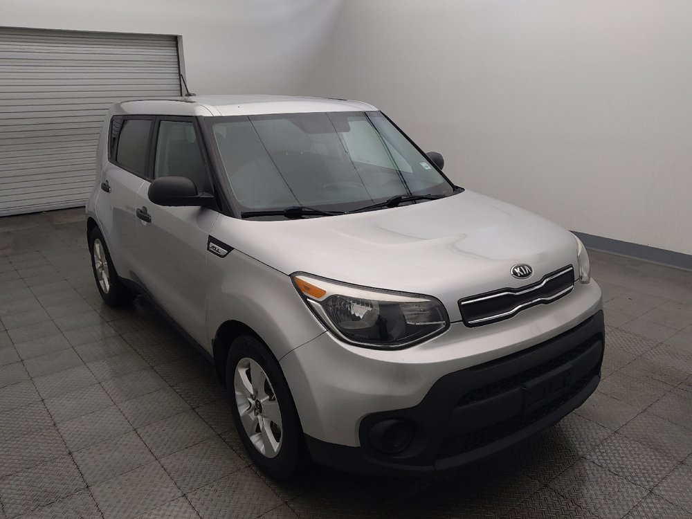 Used 2018 Kia Soul FWD image 13