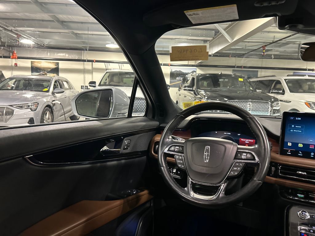 Certified 2022 Lincoln Nautilus Reserve AWD/4WD image 25