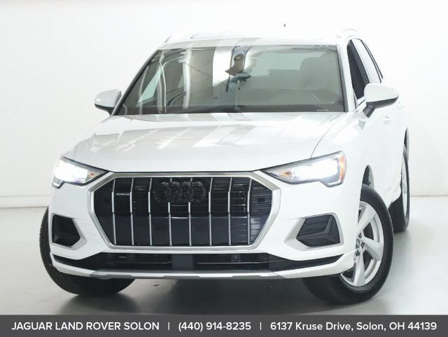 Used 2020 Audi Q3 2.0T Premium AWD/4WD image 3
