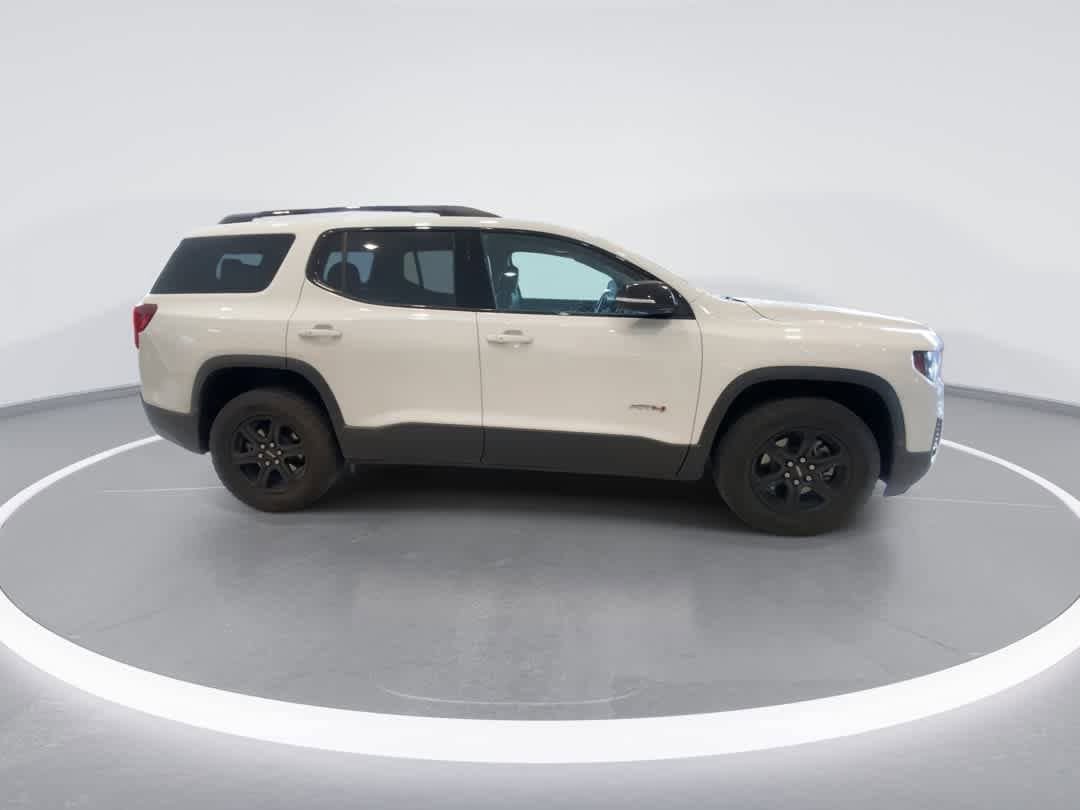 Used 2020 GMC Acadia AT4 w/ Trailering Package AWD/4WD image 2