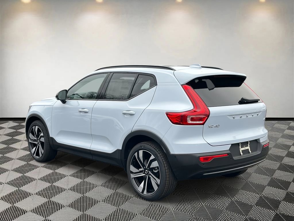 New 2026 Volvo XC40 B5 Ultra w/ Climate Package image 5