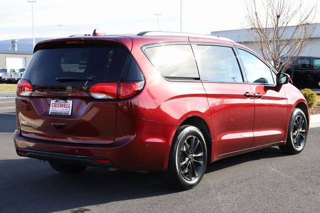 Used 2020 Chrysler Pacifica Touring-L w/ Advanced Safetytec Group image 6