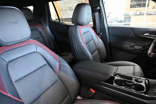 New 2026 Chevrolet Equinox RS w/ LPO, Floor Liner Package image 9