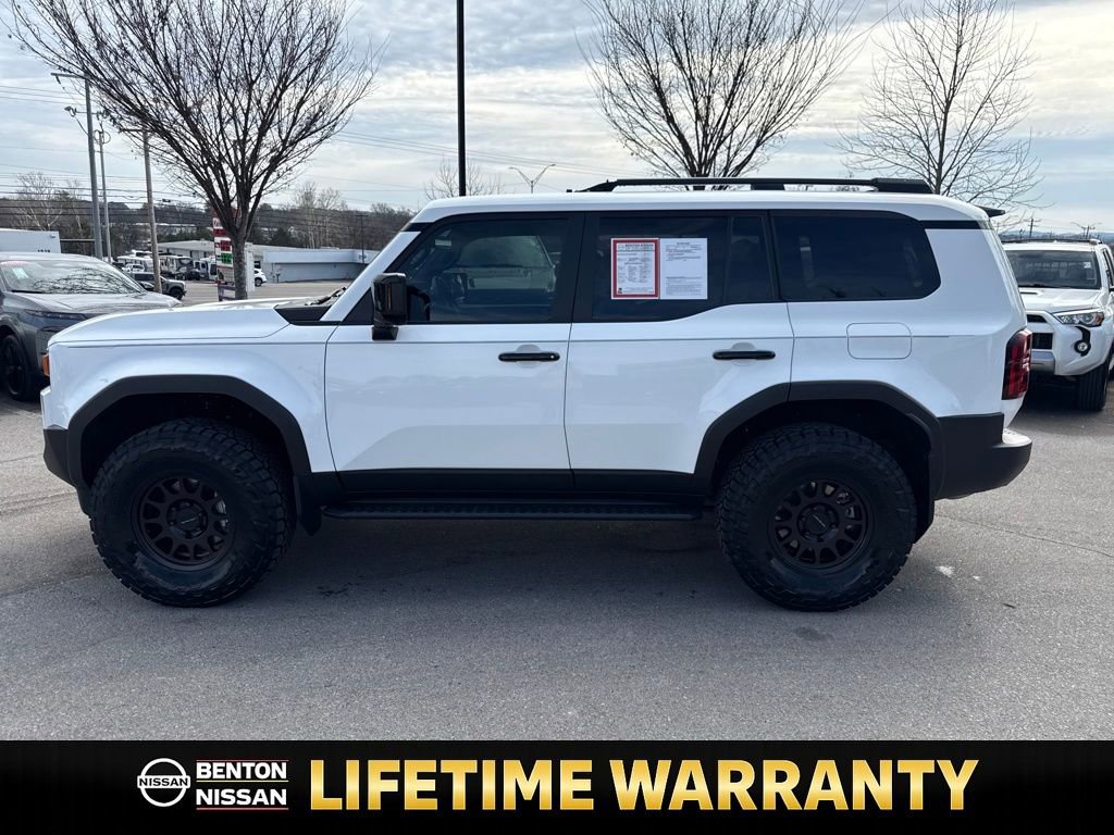 Used 2024 Toyota Land Cruiser image 5