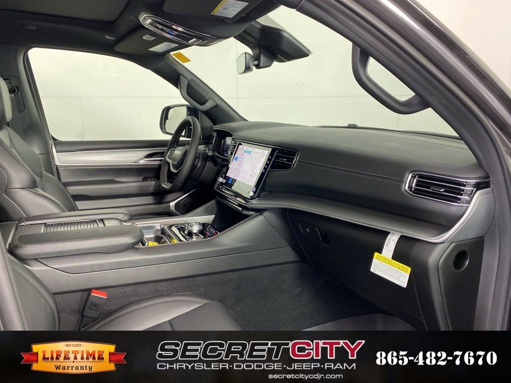 New 2026 Jeep Grand Wagoneer 4WD image 34