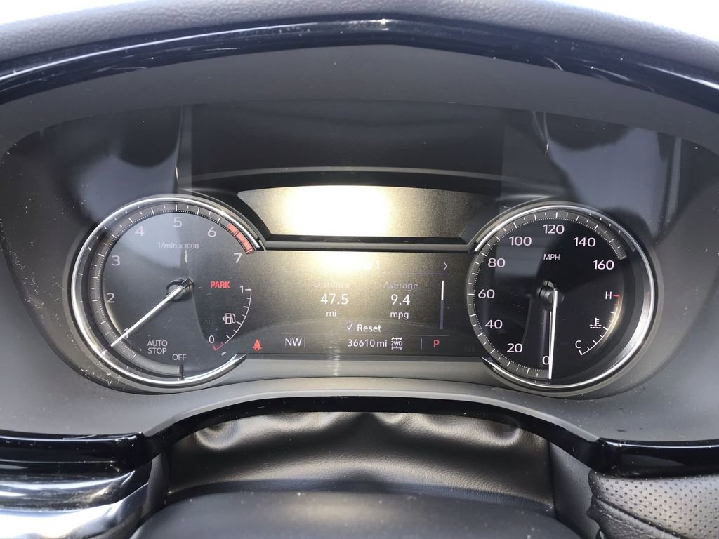 Used 2022 Cadillac XT5 Premium Luxury AWD/4WD image 15