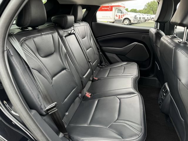 Used 2025 Ford Mustang Mach-E Premium AWD/4WD image 31