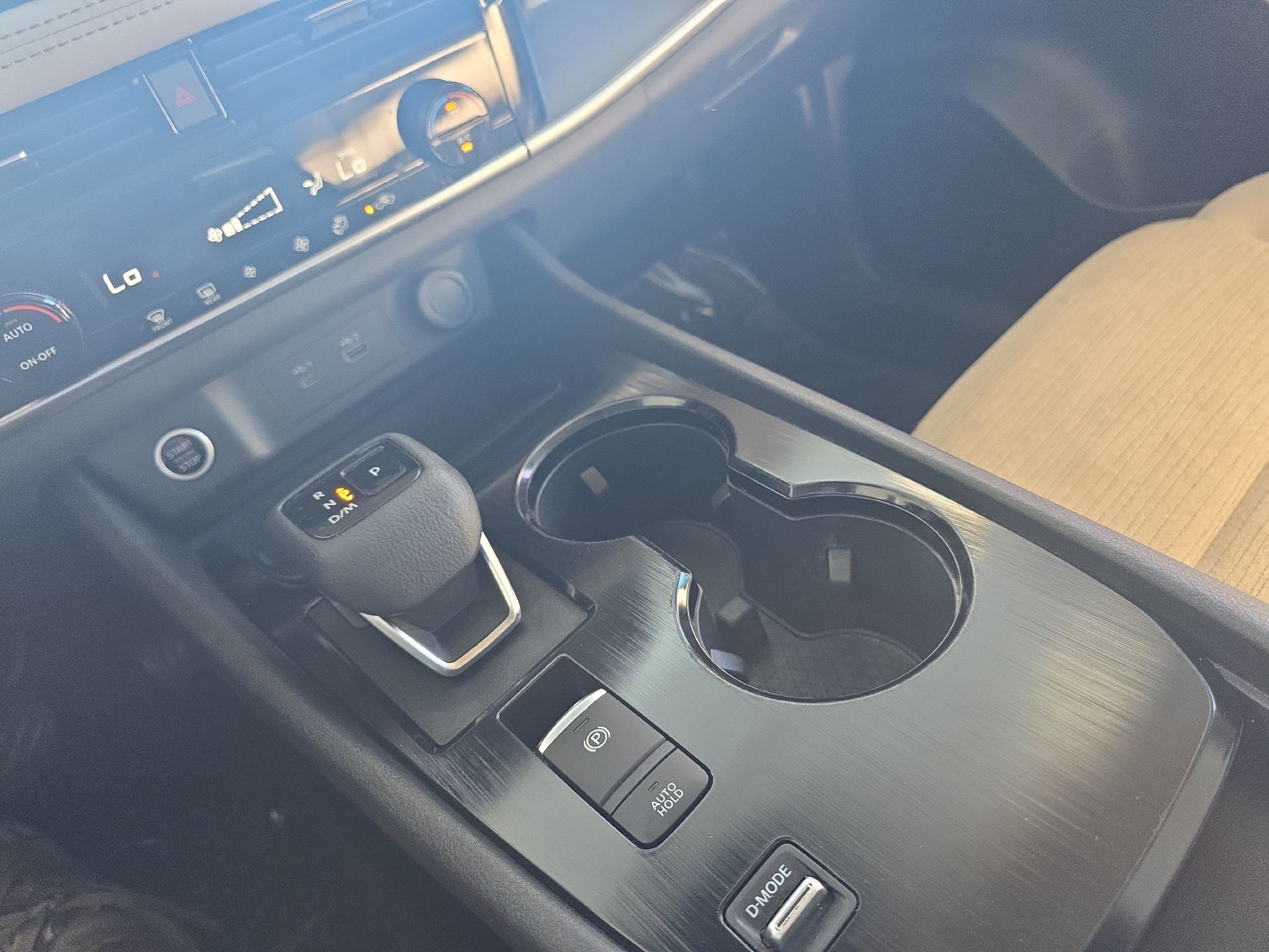 Used 2023 Nissan Rogue SV FWD image 24
