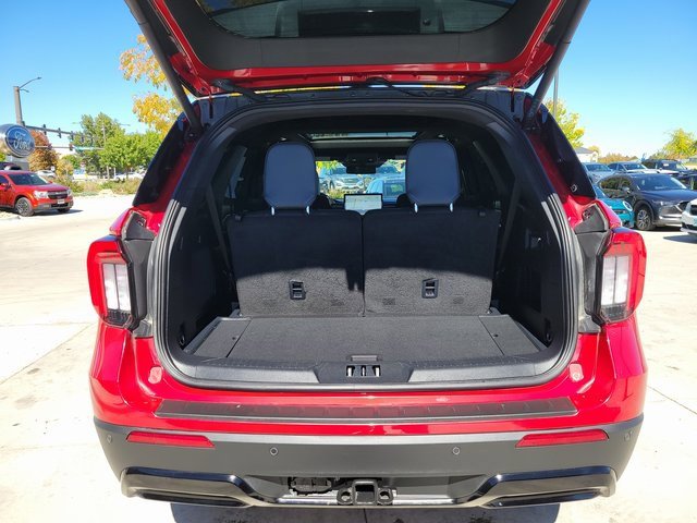 Certified 2025 Ford Explorer ST-Line w/ Premium Package image 17