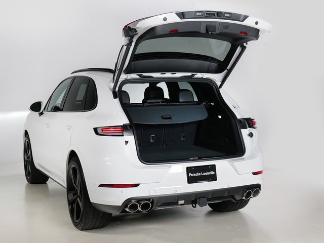 New 2026 Porsche Cayenne S AWD/4WD image 32