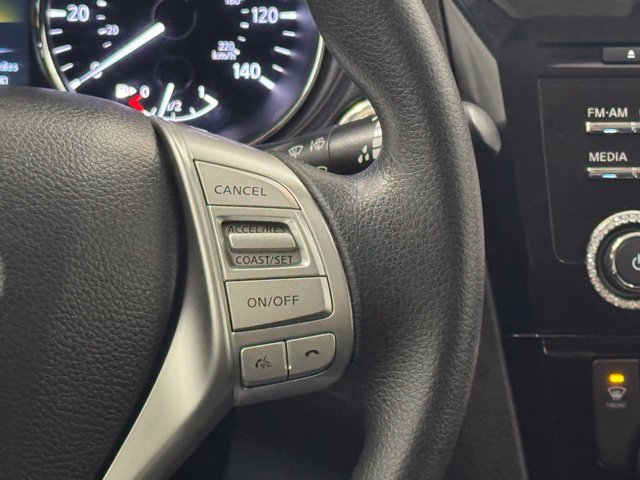Used 2016 Nissan Rogue SV w/ SV Family Package AWD/4WD image 20