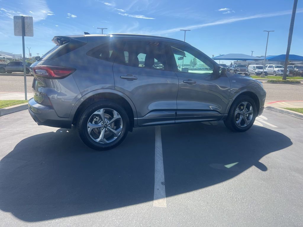 Used 2024 Ford Escape ST-Line image 10