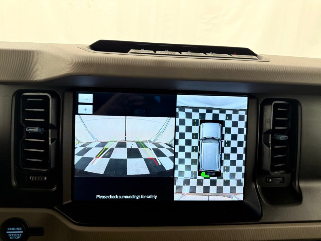 Used 2023 Ford Bronco Wildtrak AWD/4WD image 32