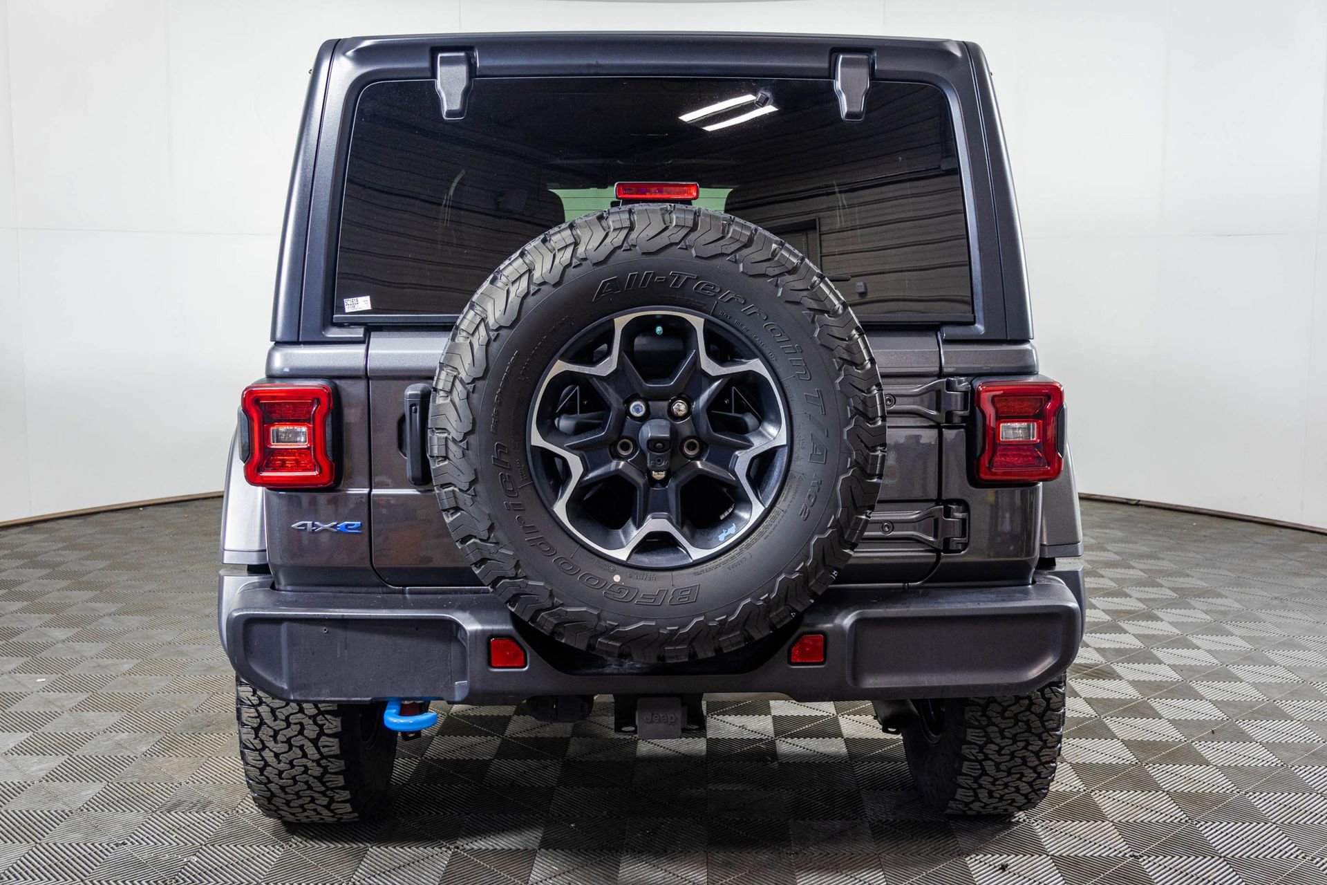 Used 2023 Jeep Wrangler Unlimited Rubicon 4xe w/ Cold Weather Group image 17