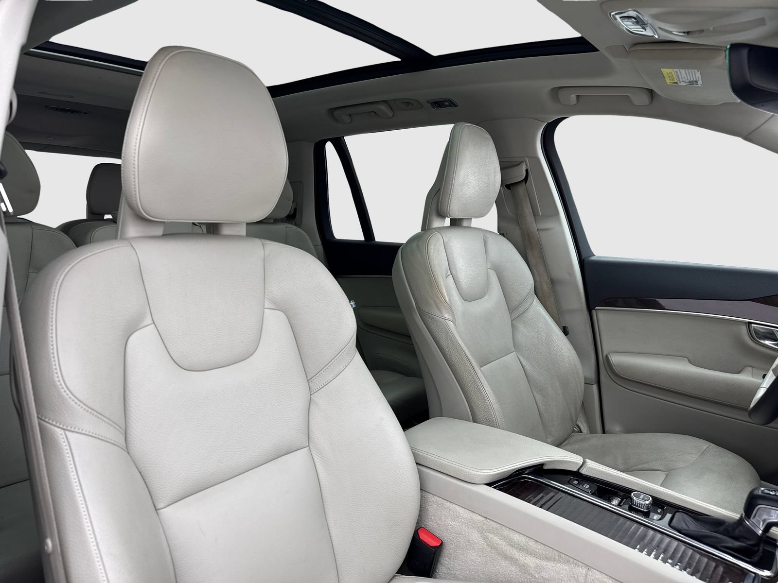 Used 2016 Volvo XC90 T6 Momentum w/ Protection Package Plus AWD/4WD image 42