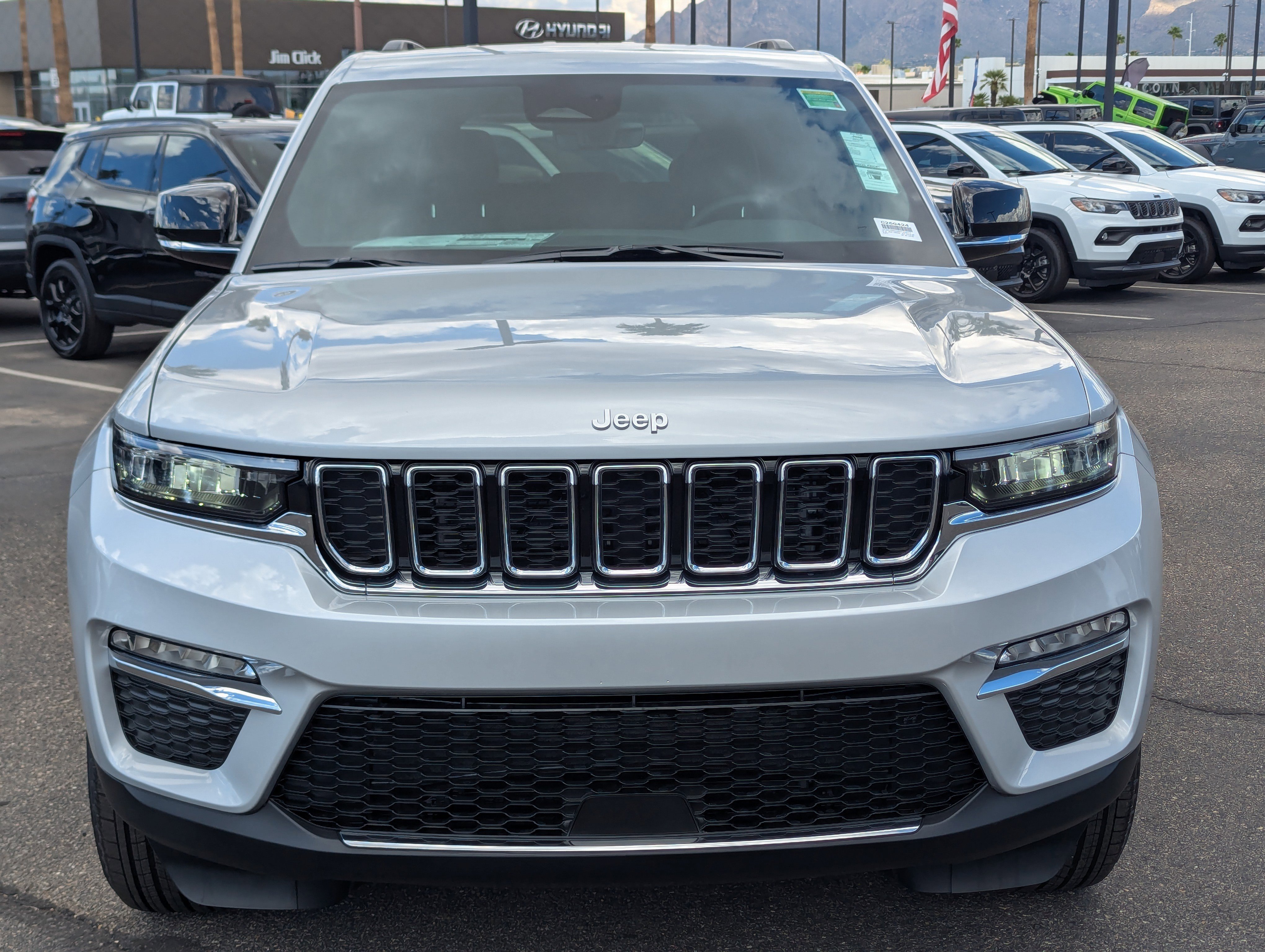 New 2025 Jeep Grand Cherokee Limited w/ Trailer Tow Package image 6