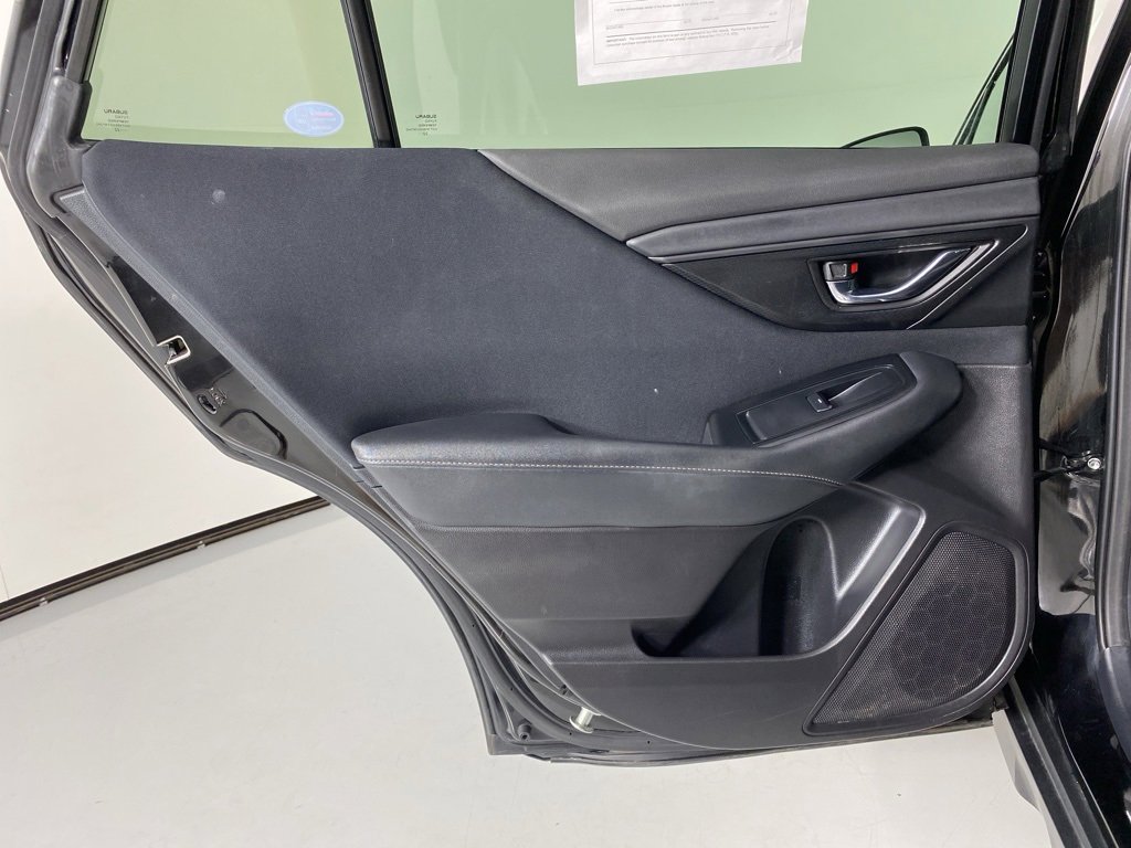 Used 2023 Subaru Outback Premium image 31