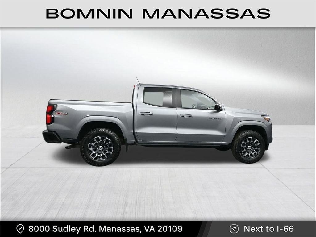 Used 2024 Chevrolet Colorado Z71 w/ Z71 Convenience Package 2 image 4