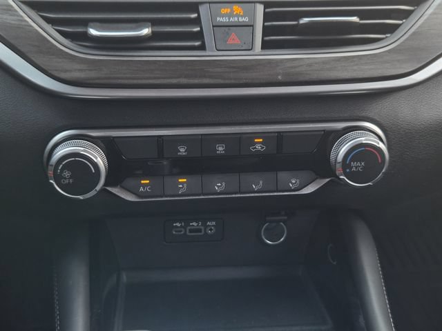 Used 2023 Nissan Altima 2.5 SV AWD/4WD image 17