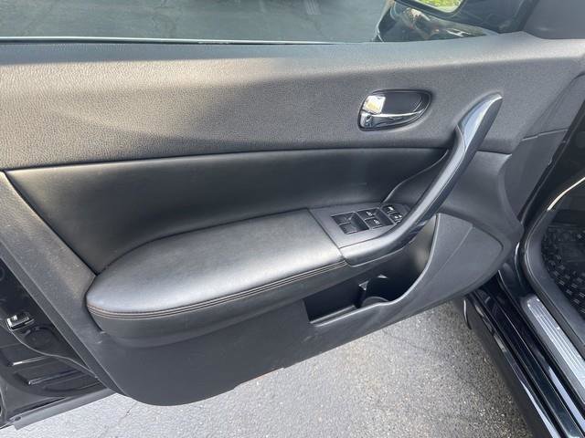 Used 2014 Nissan Maxima 3.5 SV FWD image 10