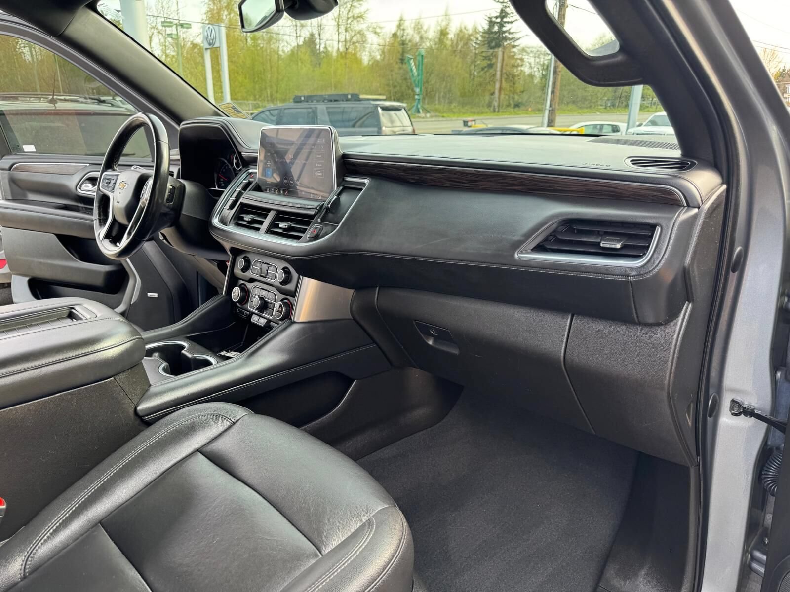 Used 2021 Chevrolet Tahoe LT AWD/4WD image 16