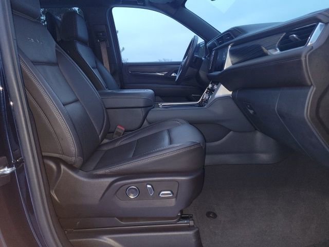 Used 2023 GMC Yukon XL Denali w/ Denali Reserve Package AWD/4WD image 18