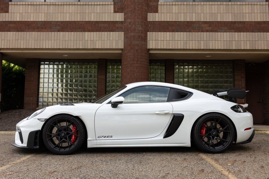 Used 2023 Porsche 718 Cayman GT4 RS image 9