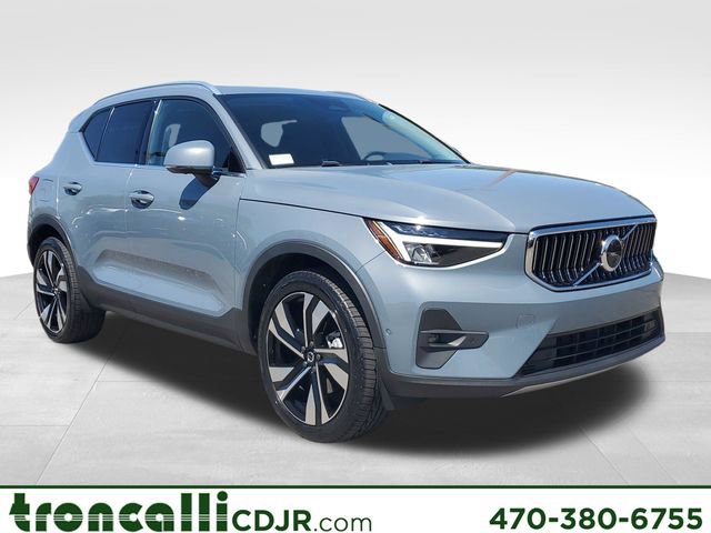 Used 2023 Volvo XC40 B5 Plus w/ Climate Package