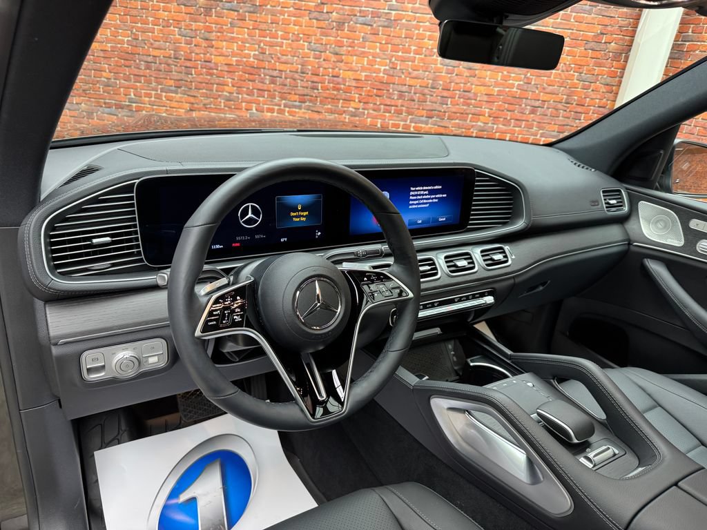 New 2025 Mercedes-Benz GLS 450 4MATIC image 12