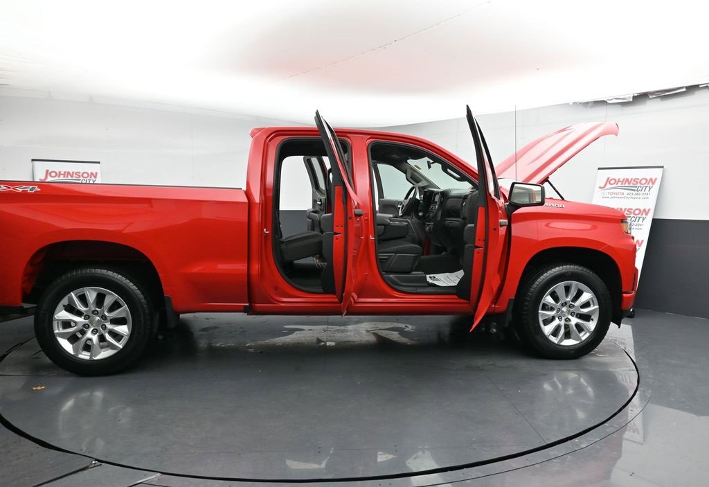 Used 2020 Chevrolet Silverado 1500 Custom w/ Custom Value Package image 41