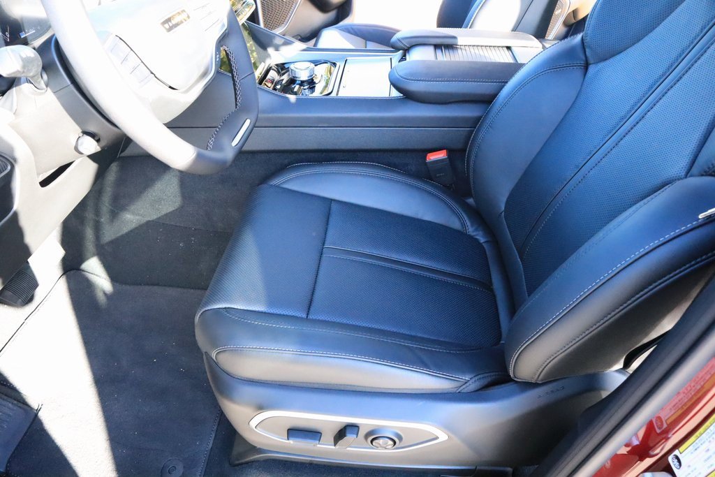 New 2025 Jeep Wagoneer 4WD image 12