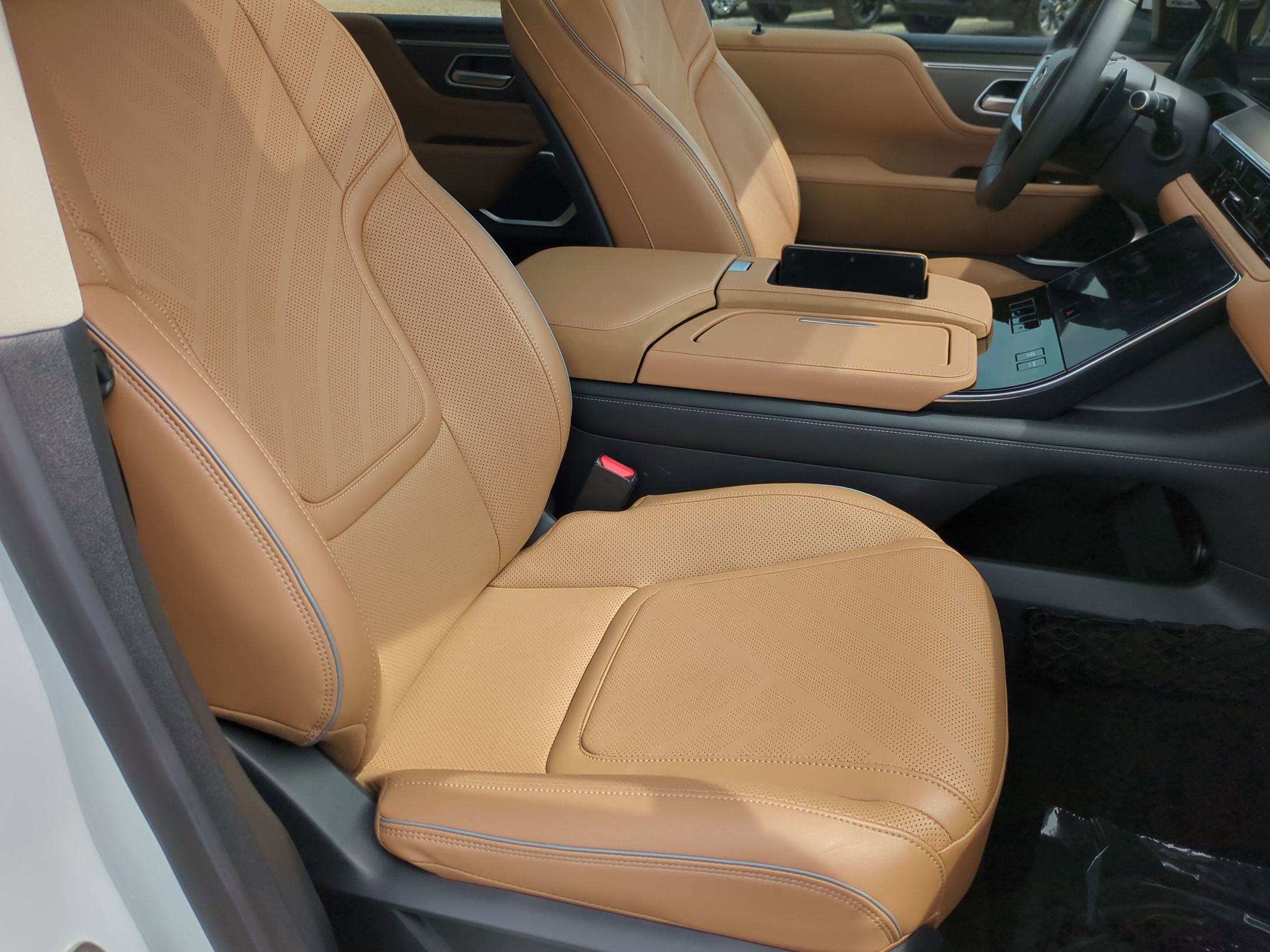 Used 2026 INFINITI QX80 Luxe image 48
