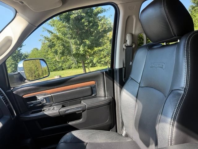 Used 2015 RAM 2500 Laramie w/ Convenience Group AWD/4WD image 29