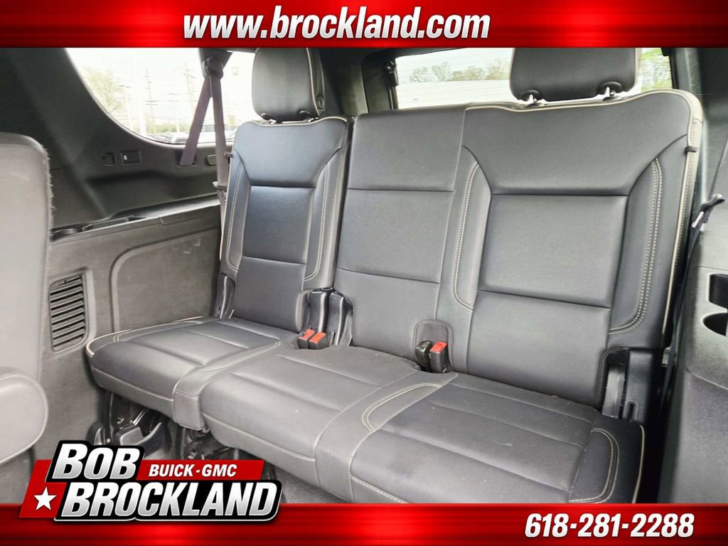 Used 2023 Chevrolet Suburban Premier image 13