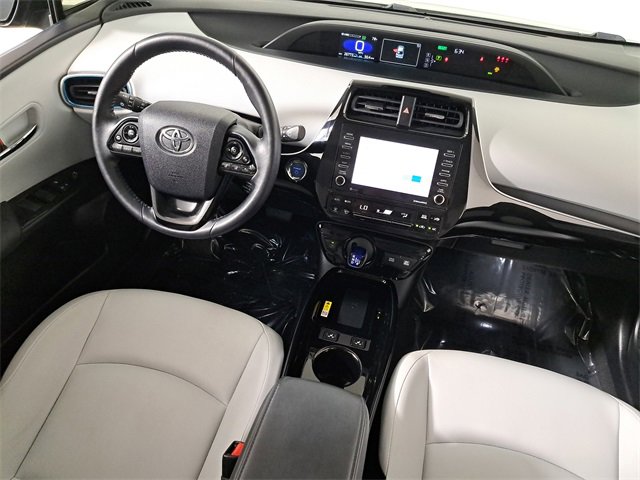 Used 2022 Toyota Prius XLE image 15