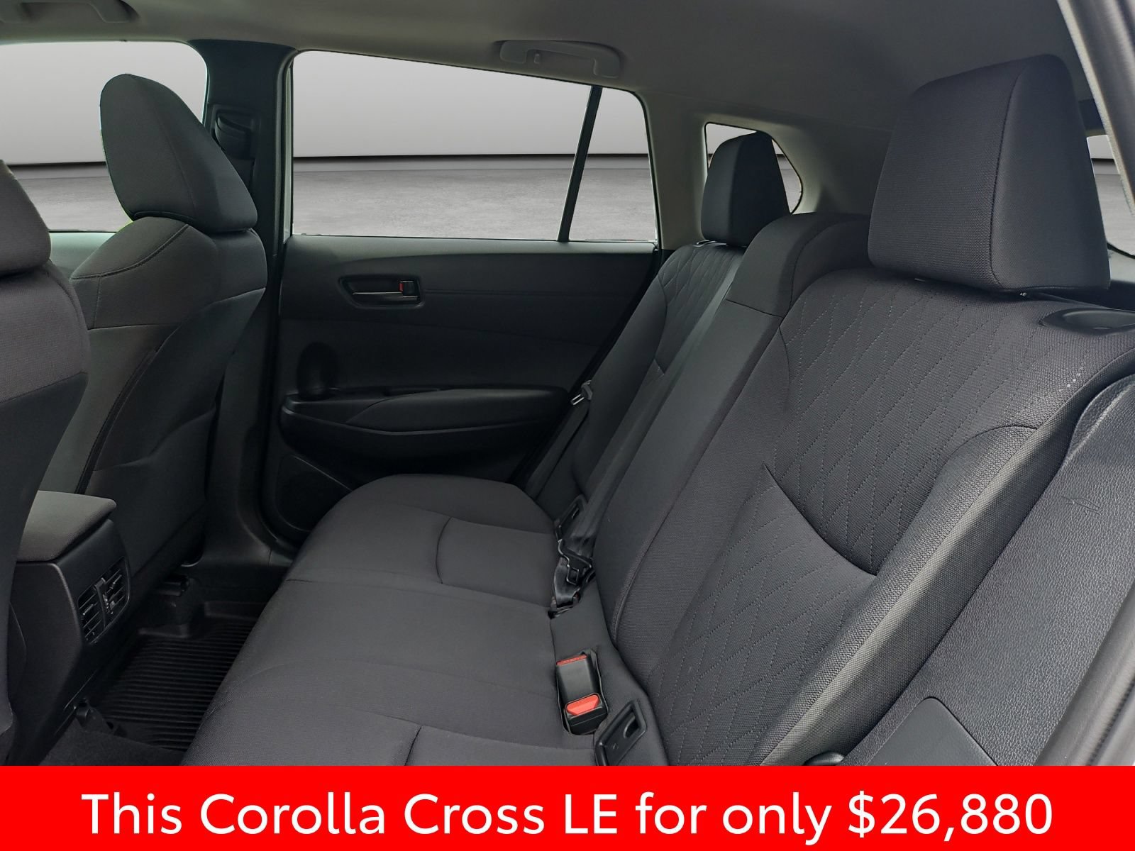 Used 2024 Toyota Corolla Cross LE w/ Moonroof Package FWD image 42