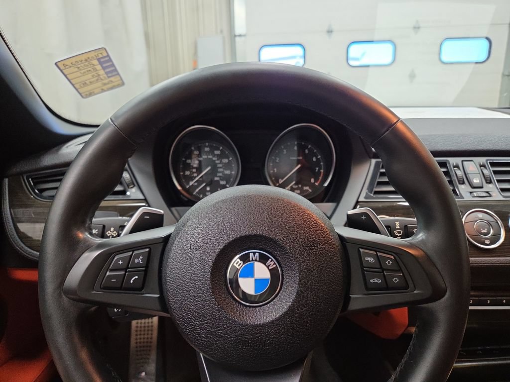 Used 2015 BMW Z4 sDrive35i RWD image 21