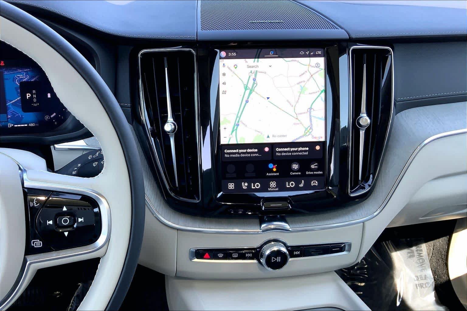 Used 2024 Volvo XC60 B5 Ultimate w/ Protection Package Premier AWD/4WD image 7