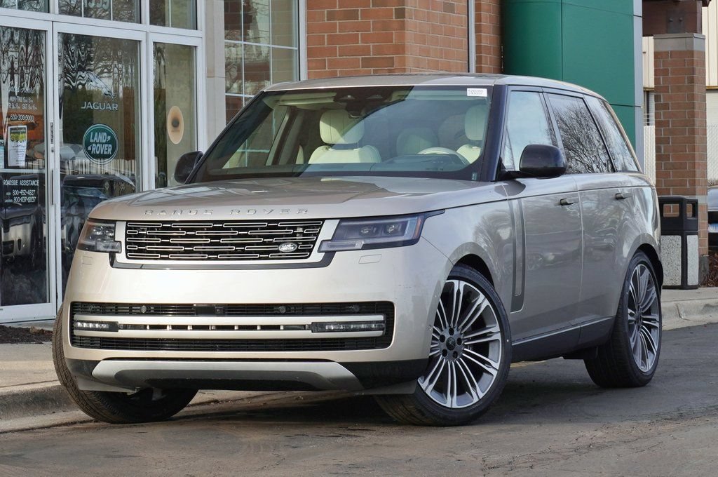 Used 2026 Land Rover Range Rover SE AWD/4WD video 1