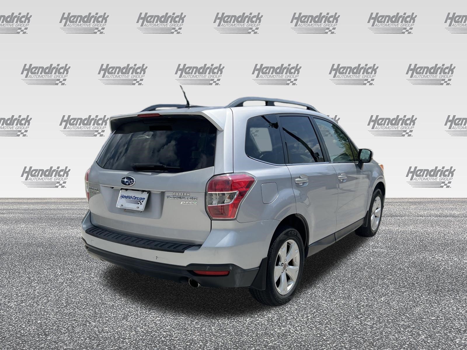 Used 2015 Subaru Forester 2.5i Limited AWD/4WD image 10