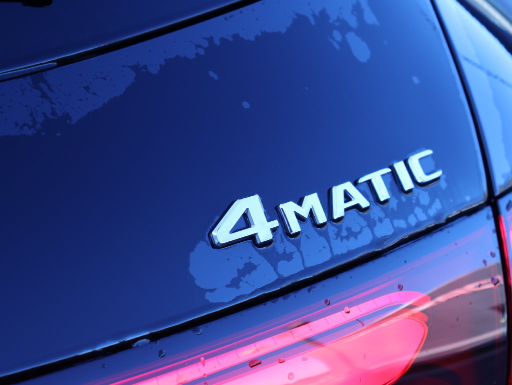 New 2026 Mercedes-Benz GLC 300 4MATIC image 9