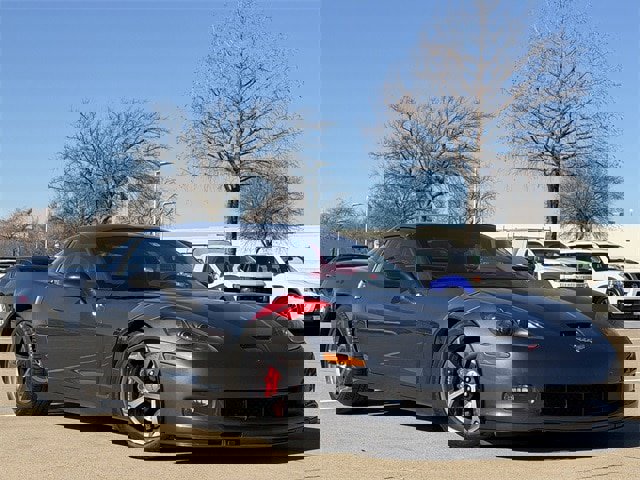 Used 2012 Chevrolet Corvette Grand Sport w/ 4LT Preferred Equipment Group image 2