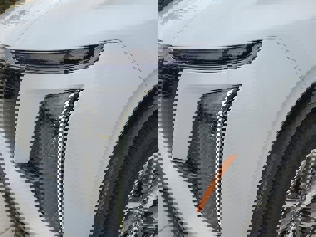 New 2026 Cadillac Vistiq Sport image 9