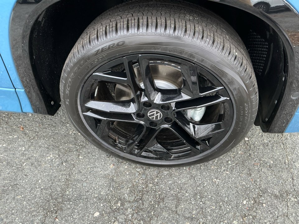 New 2026 Volkswagen Tiguan SE R-Line AWD/4WD image 24