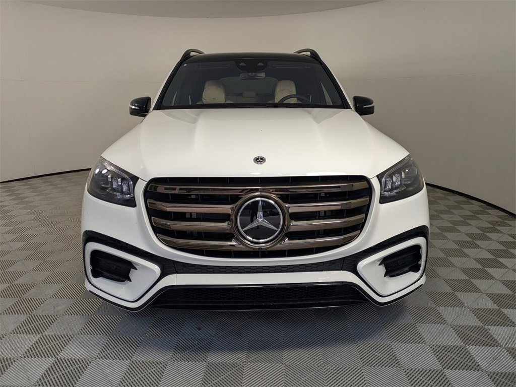 New 2026 Mercedes-Benz GLS 580 4MATIC image 2