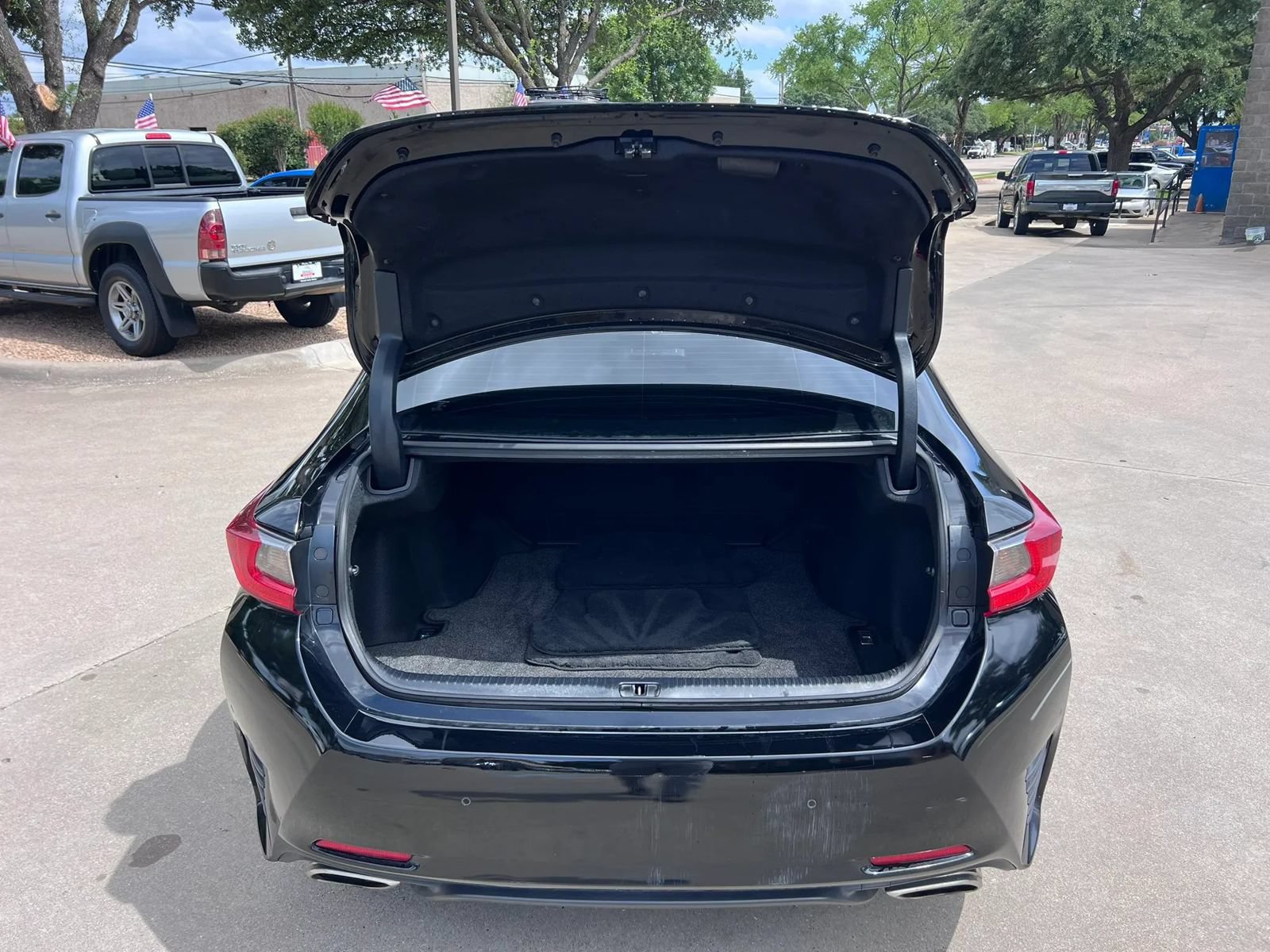Used 2015 Lexus RC 350 w/ F Sport w/Summer Tires RWD image 16