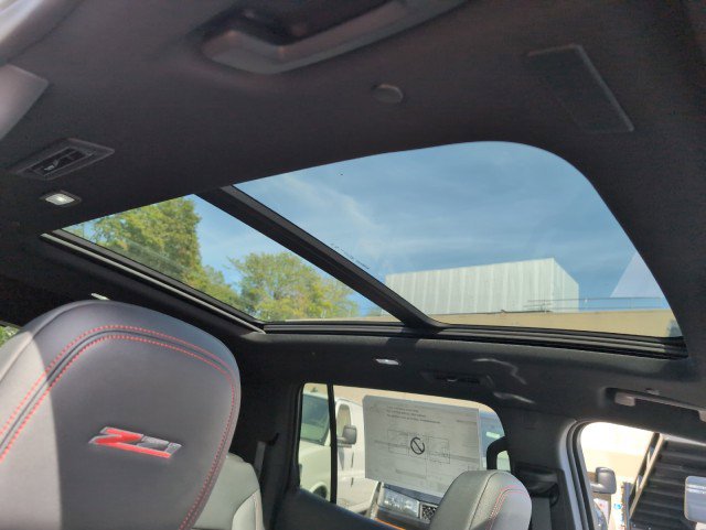 New 2026 Chevrolet Traverse Z71 w/ Driver Confidence Package image 14